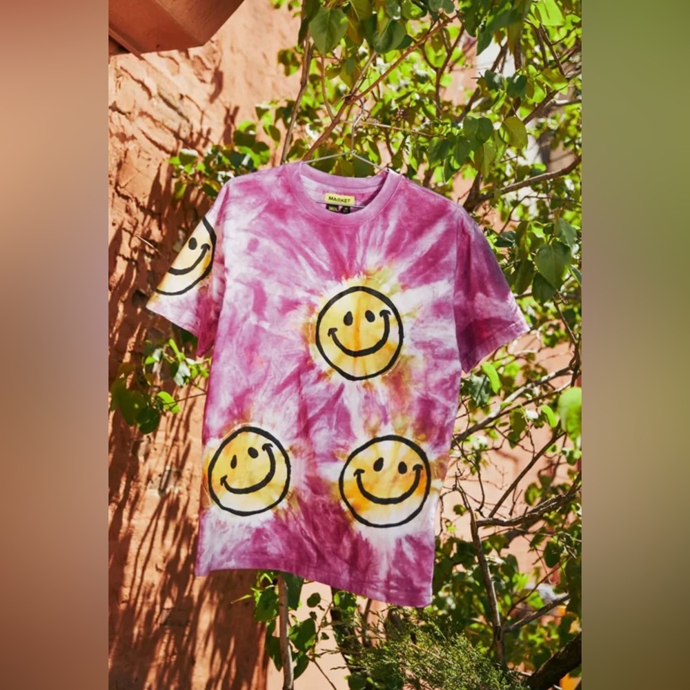 Market X Smiley Twilight Tie-Dye Tee, XL - Picture 2 of 5